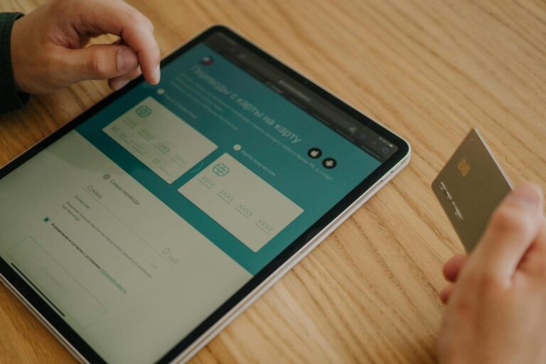 Kredivo Review: Limit, Bunga, Biaya, dan Risiko yang Sebenarnya