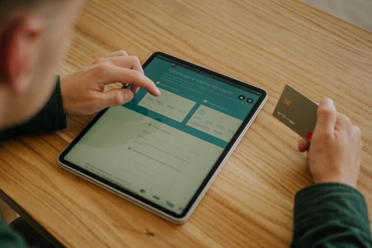 Apakah Akulaku Aman dan Legal? Fakta yang Sebenarnya