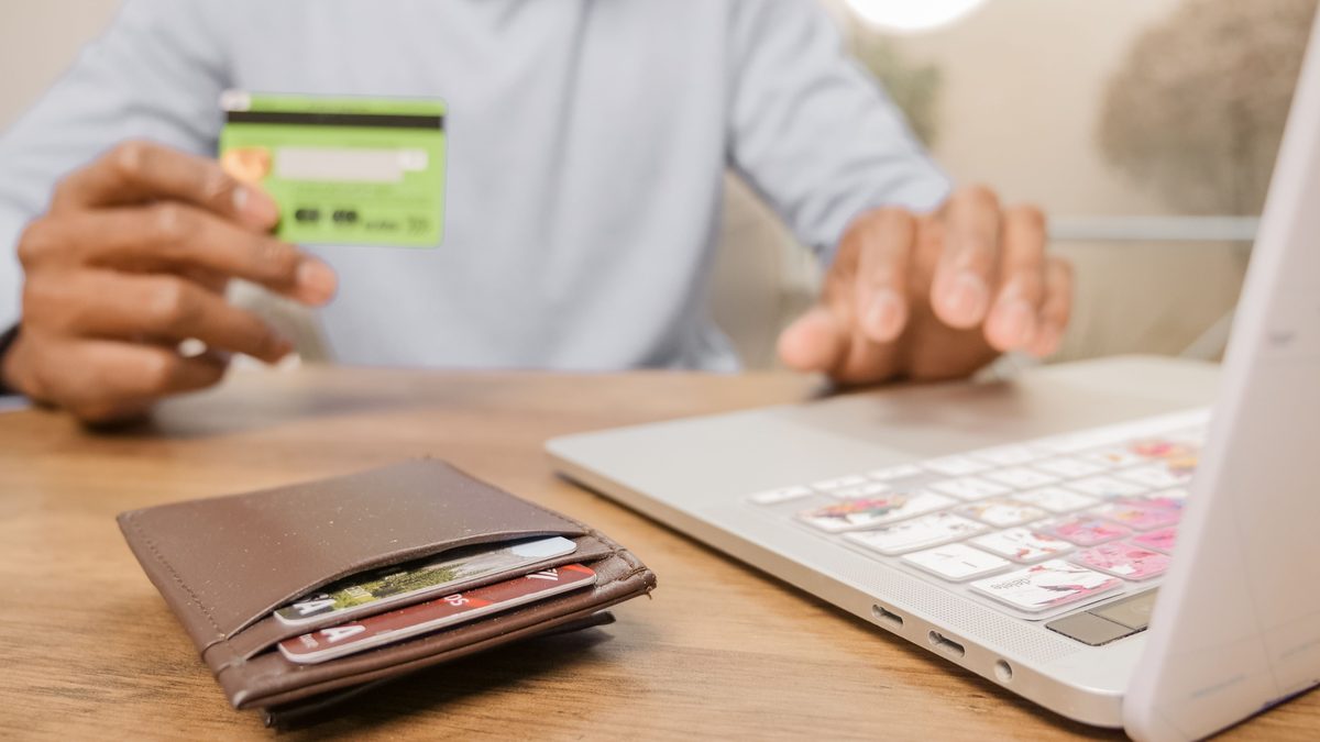 refund e-wallet stuck saldo DANA OVO GoPay