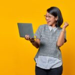 Pinjaman online legal/ilegal
