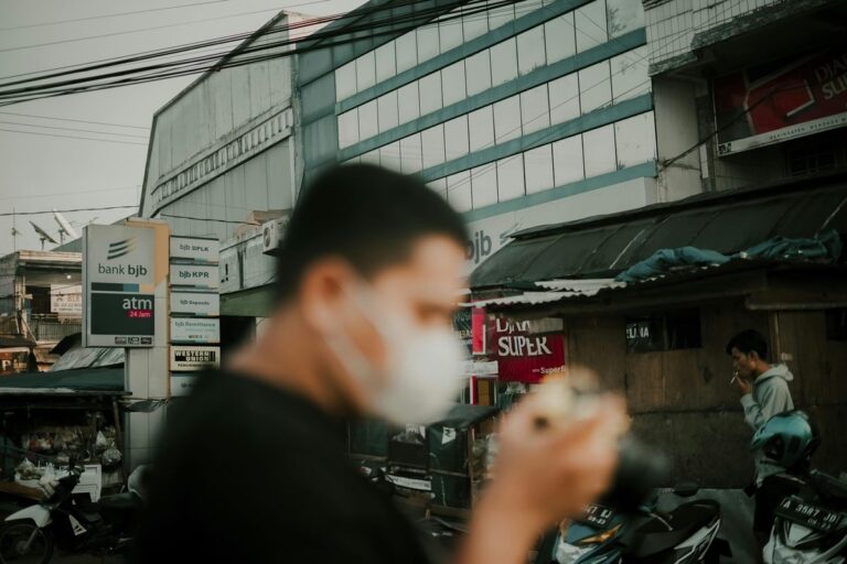 Deposito Berjangka vs Tabungan Biasa: Mana yang Lebih Cerdas untuk Uang Idle Kamu